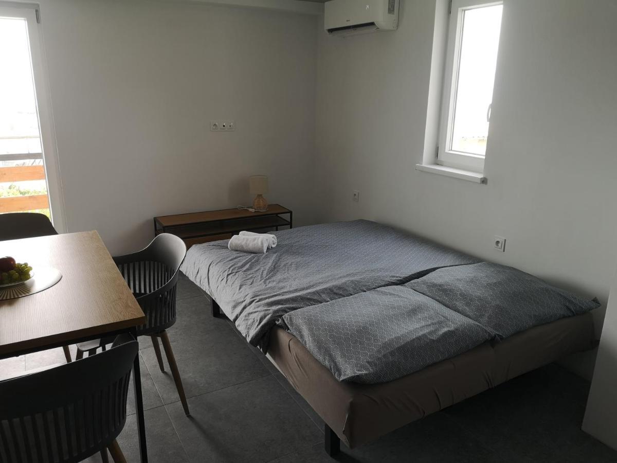 Apartment Nicol Senj  Buitenkant foto